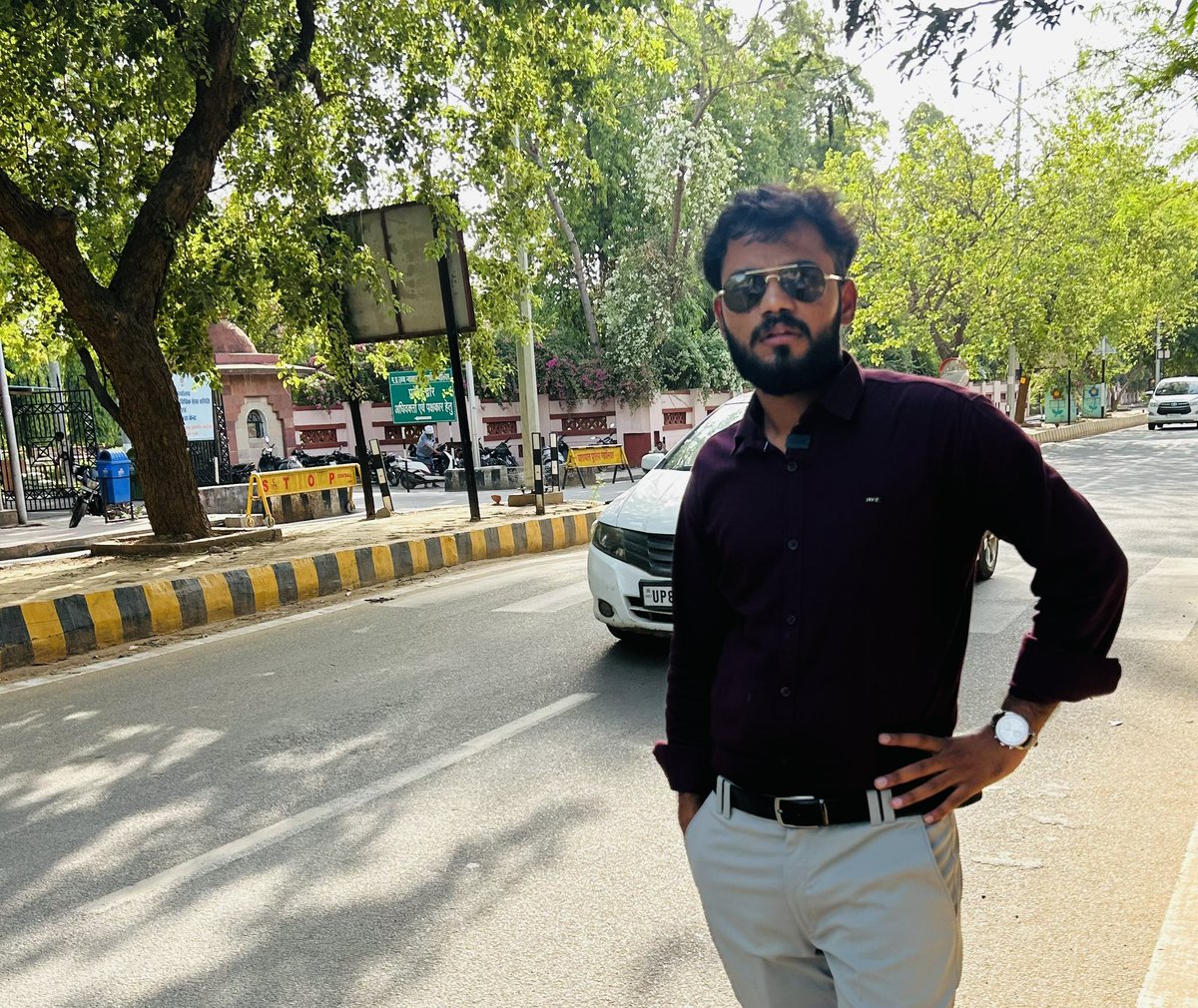 Vishal Kumar official (@vishalbmissiont) on Twitter photo कल 11 जून ग्वालियर चलो आंदोलन की तैयारियां तेज हैं कल जो ग्वालियर में बाबा साहब के सम्मान में होने वाले आंदोलन की हर छोटी बड़ी अपडेट के लिए B Mission TV से जुड़े
अभी में ग्वालियर में हूँ और ये फोटो ग्वालियर हाई कोर्ट के मेन गेट की है कल 11 जून ग्वालियर चलो आंदोलन की तैयारियां तेज हैं कल जो ग्वालियर में बाबा साहब के सम्मान में होने वाले आंदोलन की हर छोटी बड़ी अपडेट के लिए B Mission TV से जुड़े
अभी में ग्वालियर में हूँ और ये फोटो ग्वालियर हाई कोर्ट के मेन गेट की है