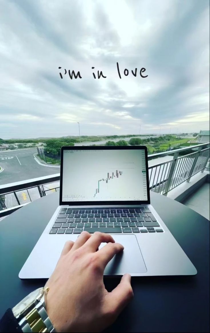 Davidklojzy's tweet image. If you can’t sell, you can’t survive.

If you can’t protect, you can’t keep.

Sales is the ultimate passport in a world of Call Screening and shifting rules.

Opportunities aren’t found—they’re made, packaged, sold, and protected.

#CallScreening #SalesMastery #Tier1 #Vibes