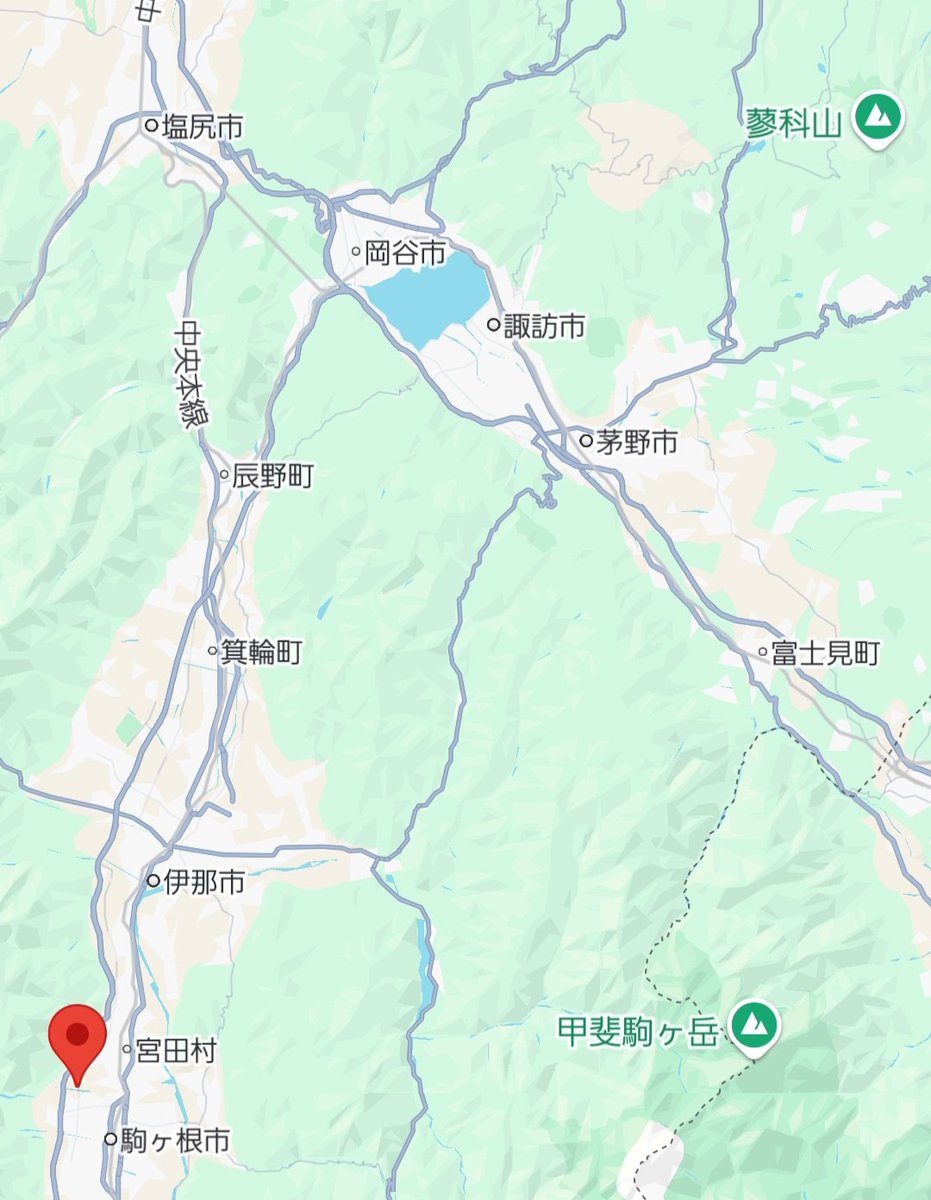 昔々、平安時代頃には、今の諏訪湖一帯＆八ヶ岳山麓に加えて、上伊那の大田切川・三峰川（宮田村・伊那市）のあたりまでが「諏訪郡」でした。

中世の廻湛神事で神使が上伊那を巡ったのも、この地域が「諏訪」だった名残です。