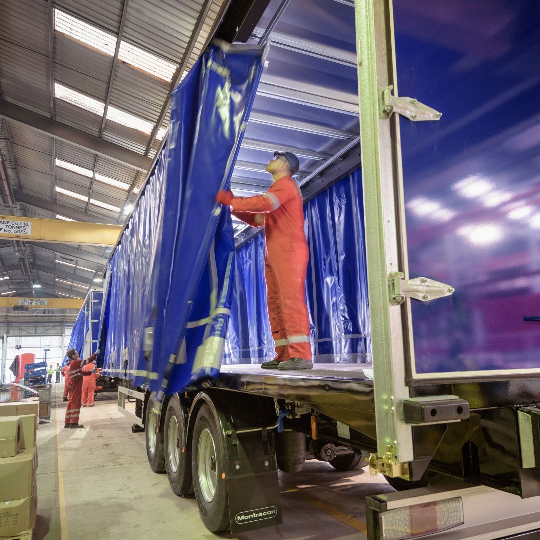 Safety is our mission!

From expert in-house training, to quality checks, to building every trailer with your safety in mind, we’re committed to keeping everyone protected. 

Because at Montracon, your health and safety aren’t just priorities—they’re our mission. 💪🛡️