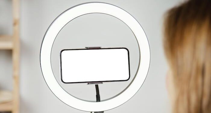 From quick hits to lasting impact. In today’s cluttered digital media world, brands have mere seconds to capture attention before users scroll past, says Tanika Corneleus, digital campaign lead at midnight, the innovation agency of iqbusiness. themediaonline.co.za/2025/06/from-q…