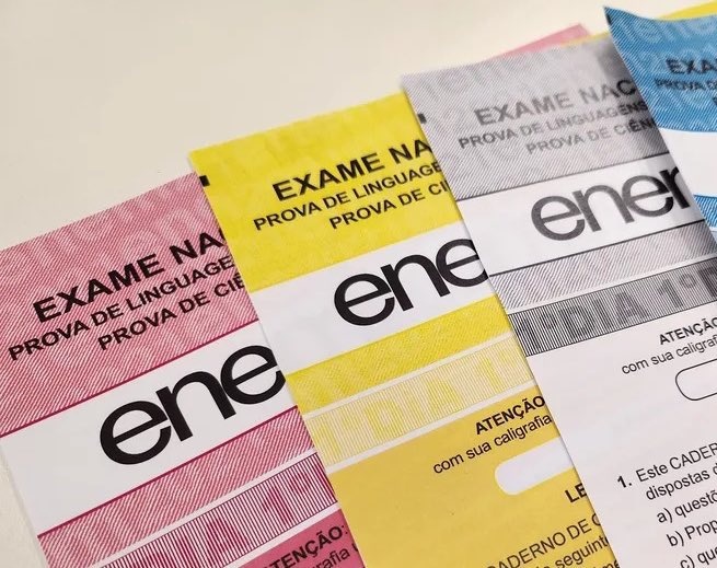 dicasdered's tweet image. USE O CONCEITO DE &quot;ANOMIA SOCIAL&quot;, DE DURKHEIM, PARA APONTAR A AUSÊNCIA DE POLÍTICAS PÚBLICAS NA SUA REDAÇÃO ENEM. 💛✍🏾