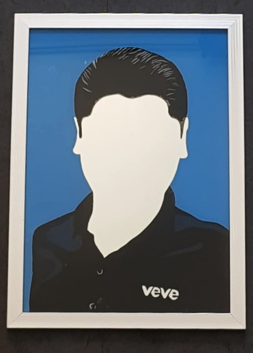 Dive Jedi (@aquademy) on Twitter photo This is the painting I gave to <a href="/DavidYuNZ/">David Yu ⭕️</a> in Lisbon.
"We are all VeVe" - spraypaint on glass.
Spraypainted at the back of the glass, so I had to paint backwards and in mirror. The face is a mirror. This is the painting I gave to <a href="/DavidYuNZ/">David Yu ⭕️</a> in Lisbon.
"We are all VeVe" - spraypaint on glass.
Spraypainted at the back of the glass, so I had to paint backwards and in mirror. The face is a mirror.
