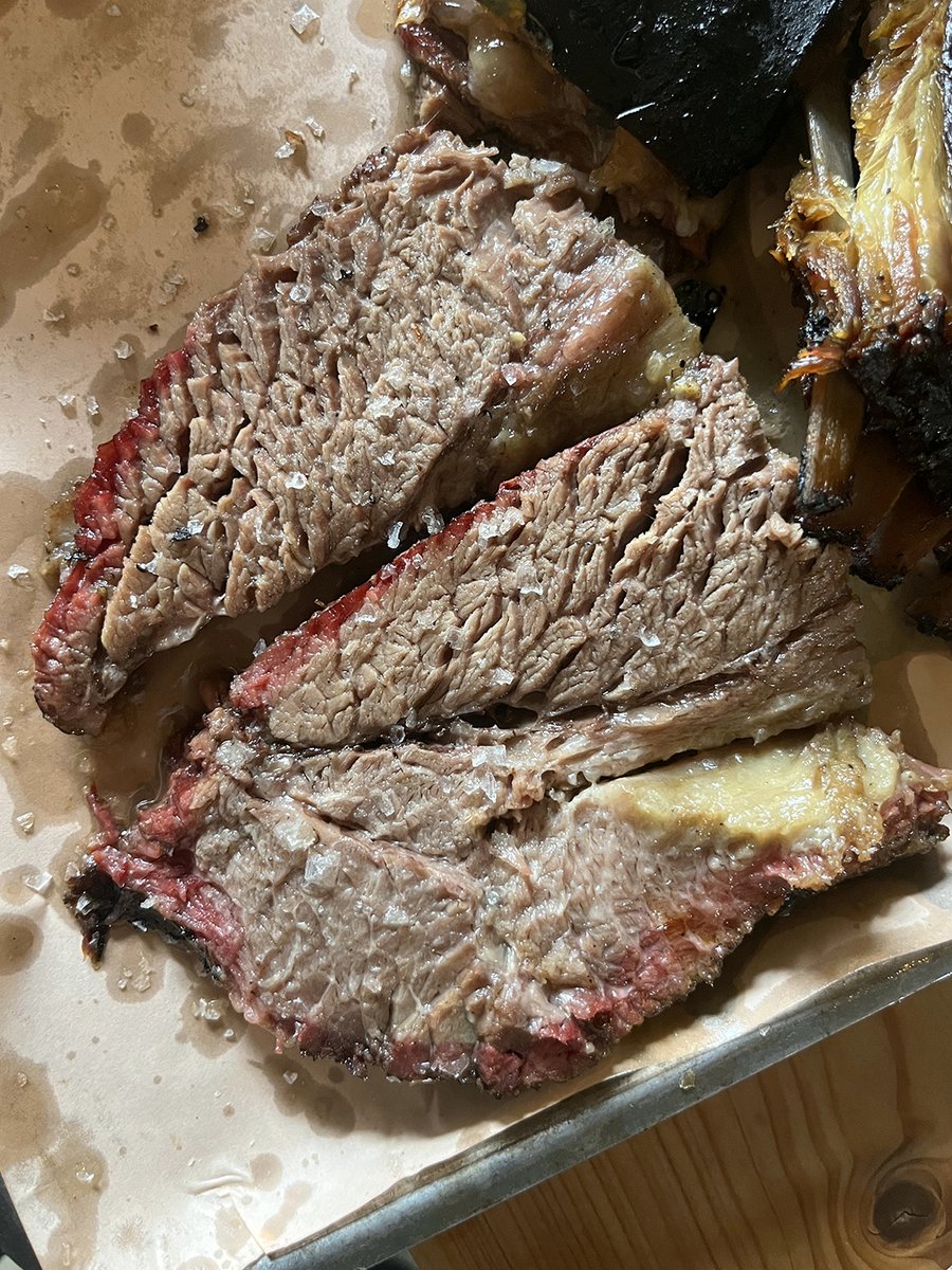 pickyglutton's tweet photo. I went to the much-hyped Burnt Smokehouse in Leyton. Perhaps inevitably, I came away disappointed: https://t.co/gE0NbSkb7C https://t.co/uGAcaXOALv