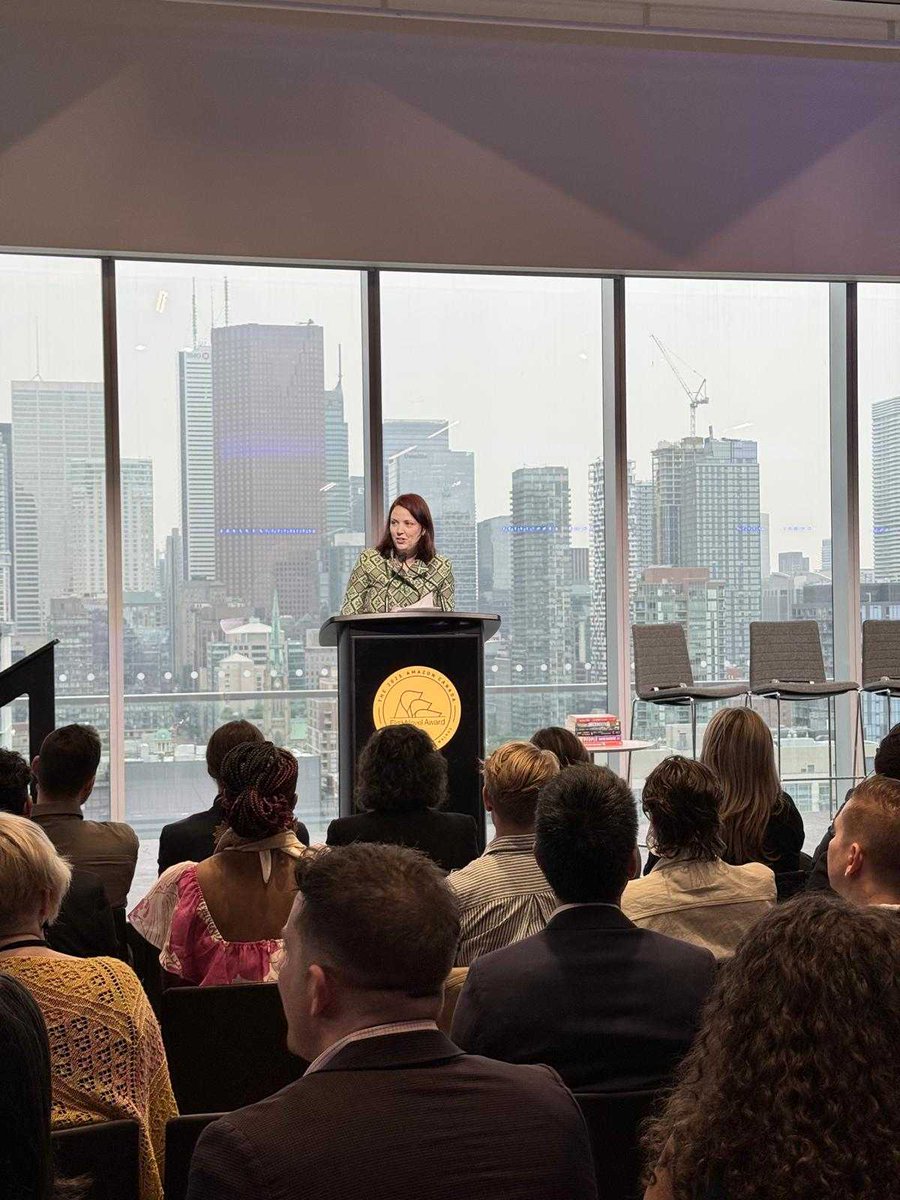 Lead Podcasting tweet media