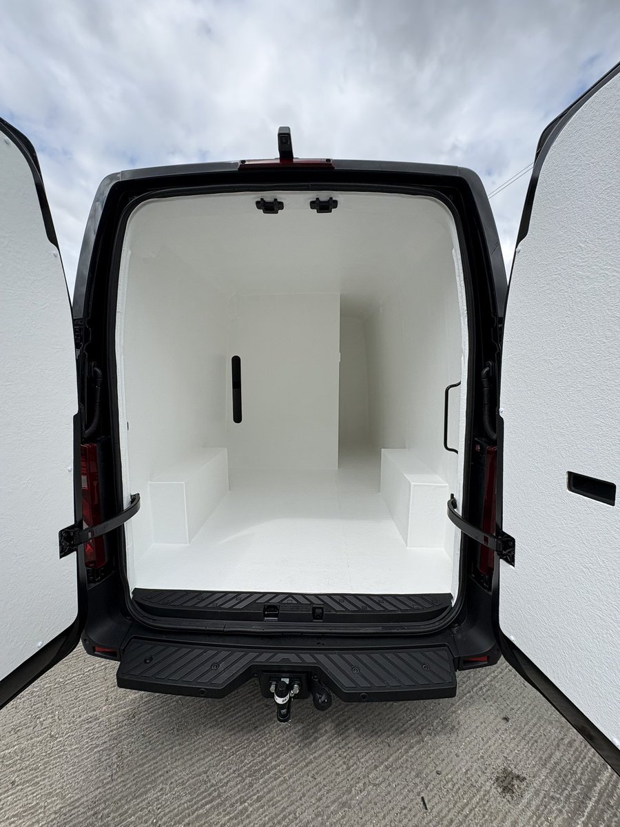 AVL_VehicleLin's tweet photo. Fresh out of the workshop! 🚚✨Here’s one of the six custom fibreglass-lined vans we built recently for a happy customer. These conversions are built to last and look sharp on the road 🔧💪

•

#avl #fibreglass #fibreglasslining #vanconversion #reline #vanupgrades https://t.co/NHl8o6W049