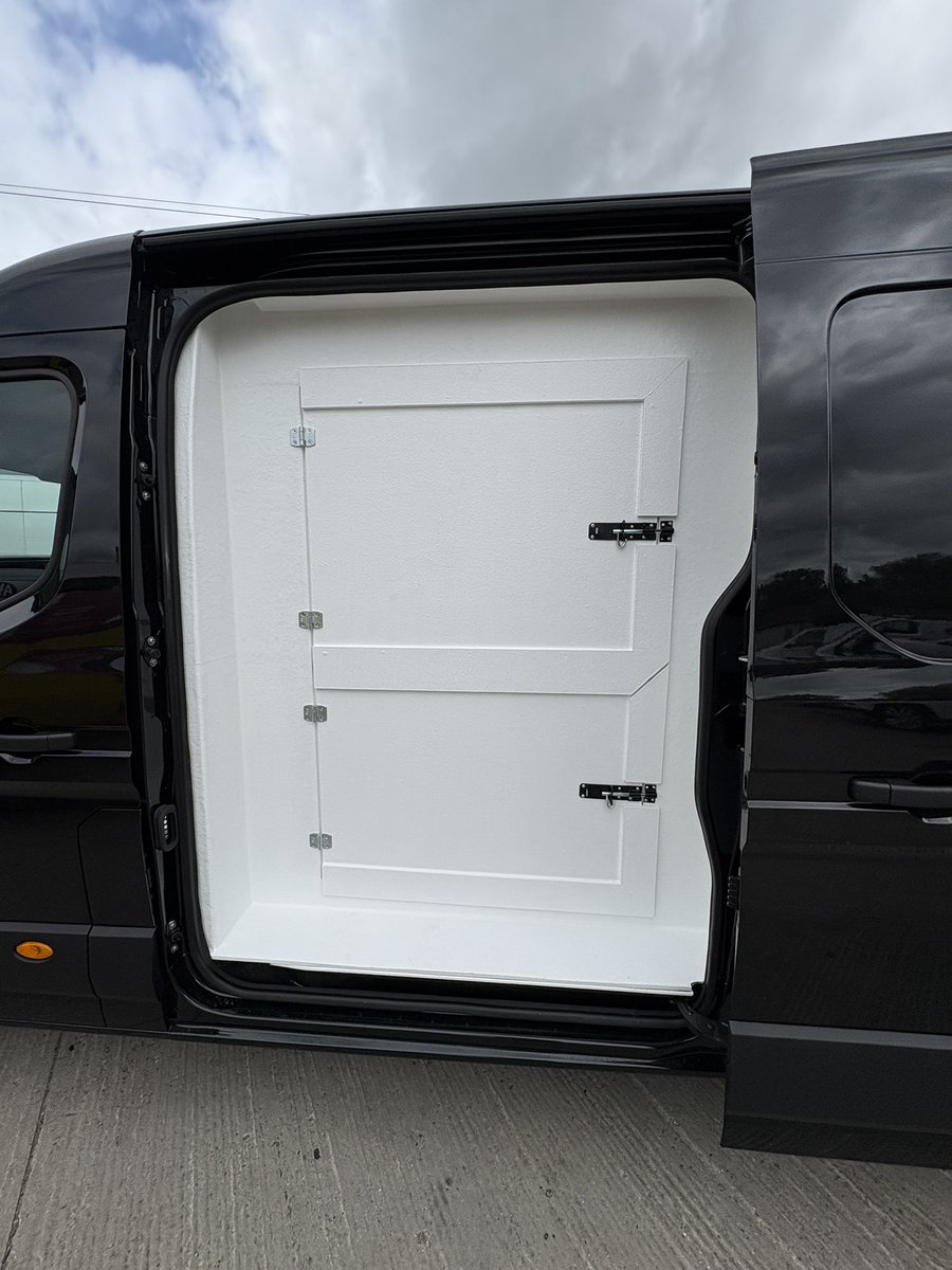 AVL_VehicleLin's tweet photo. Fresh out of the workshop! 🚚✨Here’s one of the six custom fibreglass-lined vans we built recently for a happy customer. These conversions are built to last and look sharp on the road 🔧💪

•

#avl #fibreglass #fibreglasslining #vanconversion #reline #vanupgrades https://t.co/NHl8o6W049