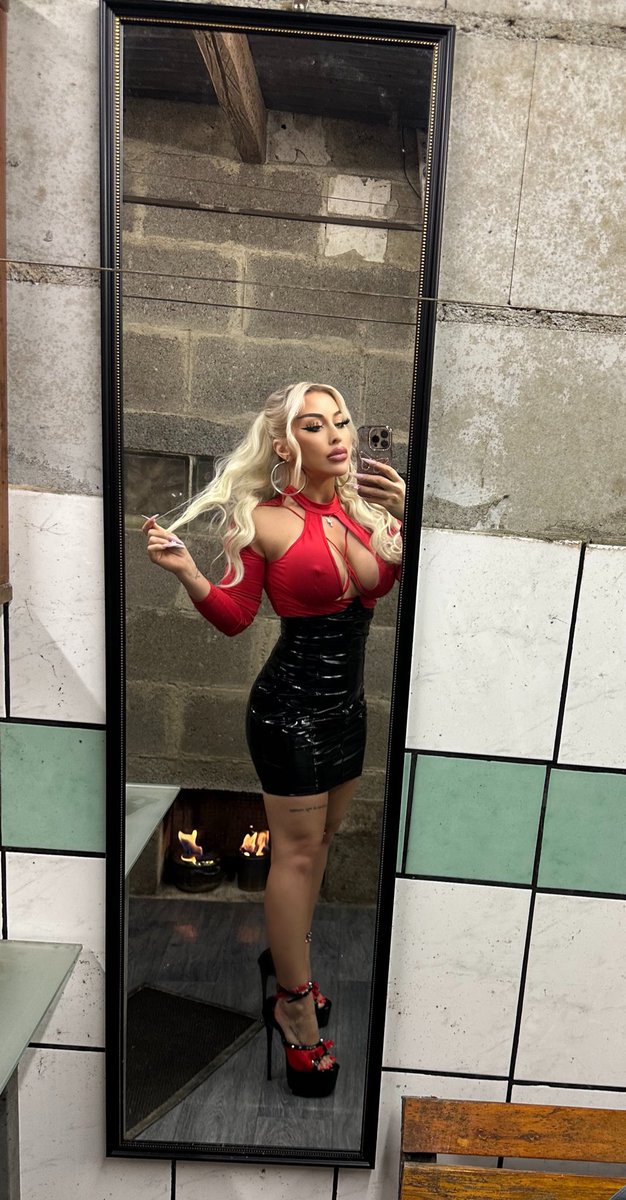 This week: 
11.06. Duisburg <a href="/Bizarrfabrik/">Bizarrfabrik</a> 
12.06. Bielefeld <a href="/InstitutBizarre/">Lady Christina Gold</a> 

Learn to be a good slave for me. 😈

#herrin #heels #goddess #divine #fetisch #femdom #femaledomination #domina #fetishmodel 

<a href="/Oostwalum/">Oostwalum</a> 
<a href="/raul_support/">RAUL - FEMDOM SUPPORT 🔞</a> 
<a href="/VirginSlave_/">Femdom Lover</a> 
<a href="/FemdomWorldPR/">FemdomWorld Promo Account</a>