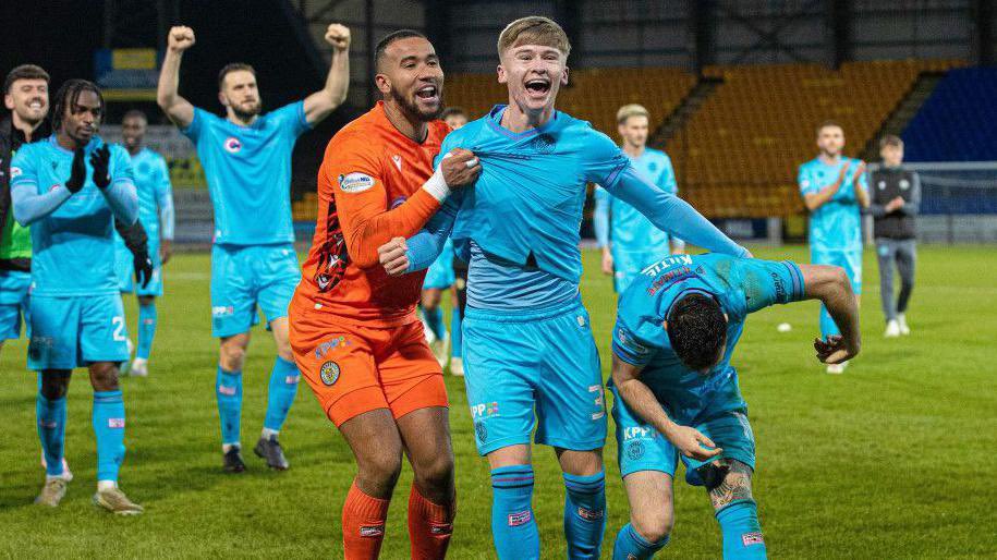 rosiesroundup's tweet photo. My favourite away game of the season (that I went to), St Johnstone 2, St Mirren 3. Roland Idowu’s retaken  penalty on the 99th minute secured the 3 points in December. A stressful game but a massive 3 points considering the poor performance in the second half. #COGCMKG2025 https://t.co/IVDssKSdEr