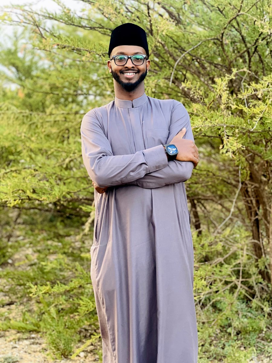 kamaandoo's tweet photo. - A smile is the best accessory!
Dhoolacadeyntaada wajiga walaalkaa waa sadaqo
(تَبَسُّمُكَ فِي وَجْهِ أَخِيكَ لَكَ صَدَقَةٌ) https://t.co/xMHOuH1meU