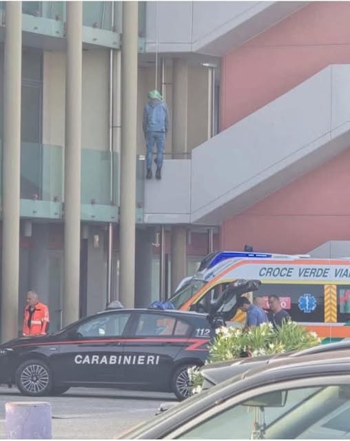 Cristina Wonder tweet media