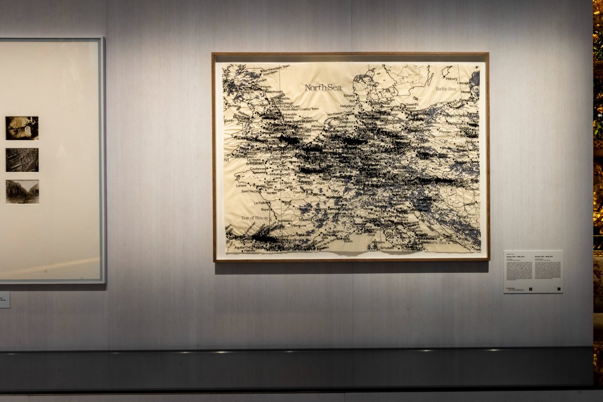 PatrimNacional's tweet photo. ¡Nueva exposición temporal en #LaGalería! ✨

"Alteraciones" integra las piezas de arte contemporáneo de Mateo Maté, Diana Larrea, Cristina Mejías y Cristina Lucas en el recorrido al museo 🏦.

🗓️Disponible hasta el 21 de septiembre

Mas información en ➡️: https://t.co/JoQLn4T2i4 https://t.co/gYPaCV9RcB