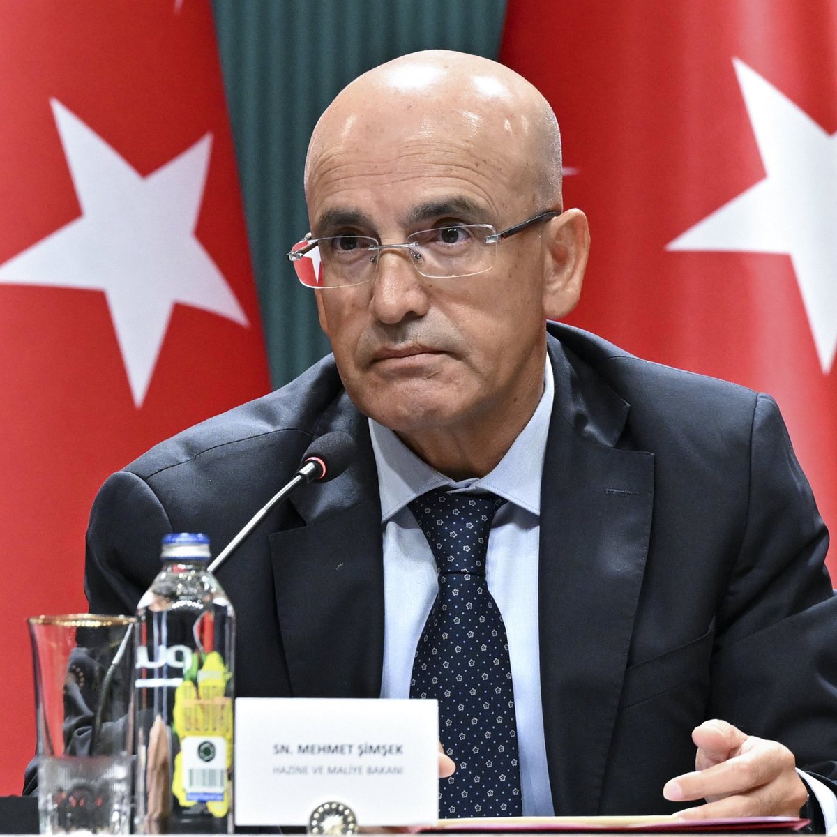 aykiri's tweet image. Mehmet Şimşek: 

2026 refah yılı olacak…

- Vatandaşlarımızın alım gücü artacak,

- Finansmana erişim kolaylaşacak,

- Piyasalarda öngörülebilirlik güçlenecek,

- İstihdam ve gelir artışı ivme kazanacak,

- Uyguladığımız reformlar somut sonuçlar vermeye başlayacak.