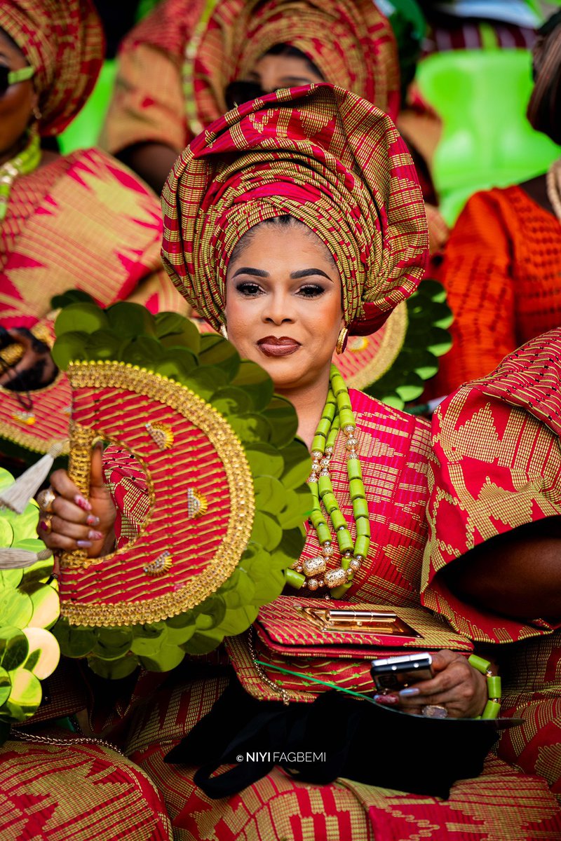 Document Women tweet media