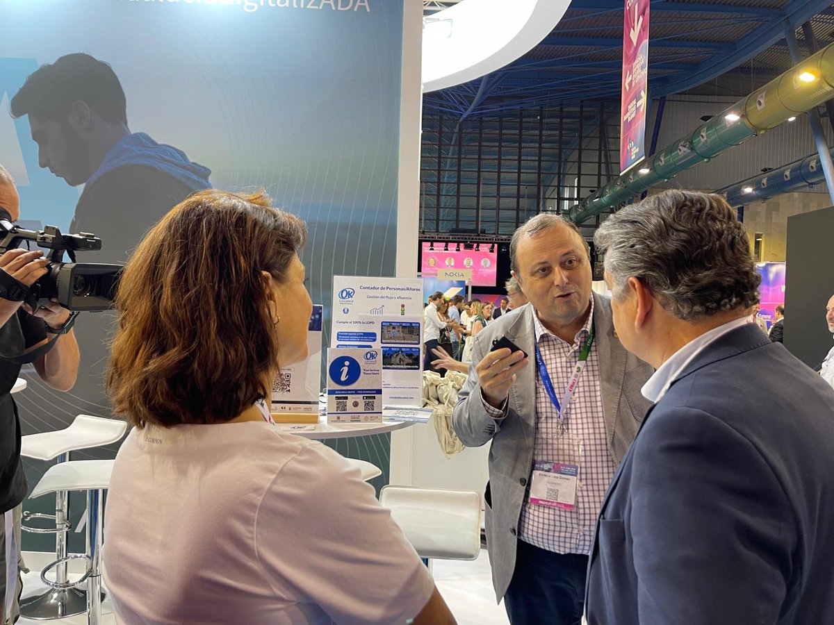Andalucía OpenFuture (@openfuture_and) on Twitter photo 🚀¡#AOF brilla en <a href="/DES_show/">#DES2025</a>!
Tres días de innovación, conexión y transformación y no podíamos faltar.
Hoy, nuestras startups <a href="/OKLocated/">OK Located</a>, <a href="/Hrider360/">Hrider</a> y <a href="/CloudConstable/">CloudConstable Incorporated</a> han compartido sus soluciones en el stand de la <a href="/AndaluciaJunta/">Junta de Andalucía</a>, junto al consejero <a href="/antoniosanz/">Antonio Sanz Cabello</a>.
#DES2025 🚀¡#AOF brilla en <a href="/DES_show/">#DES2025</a>!
Tres días de innovación, conexión y transformación y no podíamos faltar.
Hoy, nuestras startups <a href="/OKLocated/">OK Located</a>, <a href="/Hrider360/">Hrider</a> y <a href="/CloudConstable/">CloudConstable Incorporated</a> han compartido sus soluciones en el stand de la <a href="/AndaluciaJunta/">Junta de Andalucía</a>, junto al consejero <a href="/antoniosanz/">Antonio Sanz Cabello</a>.
#DES2025