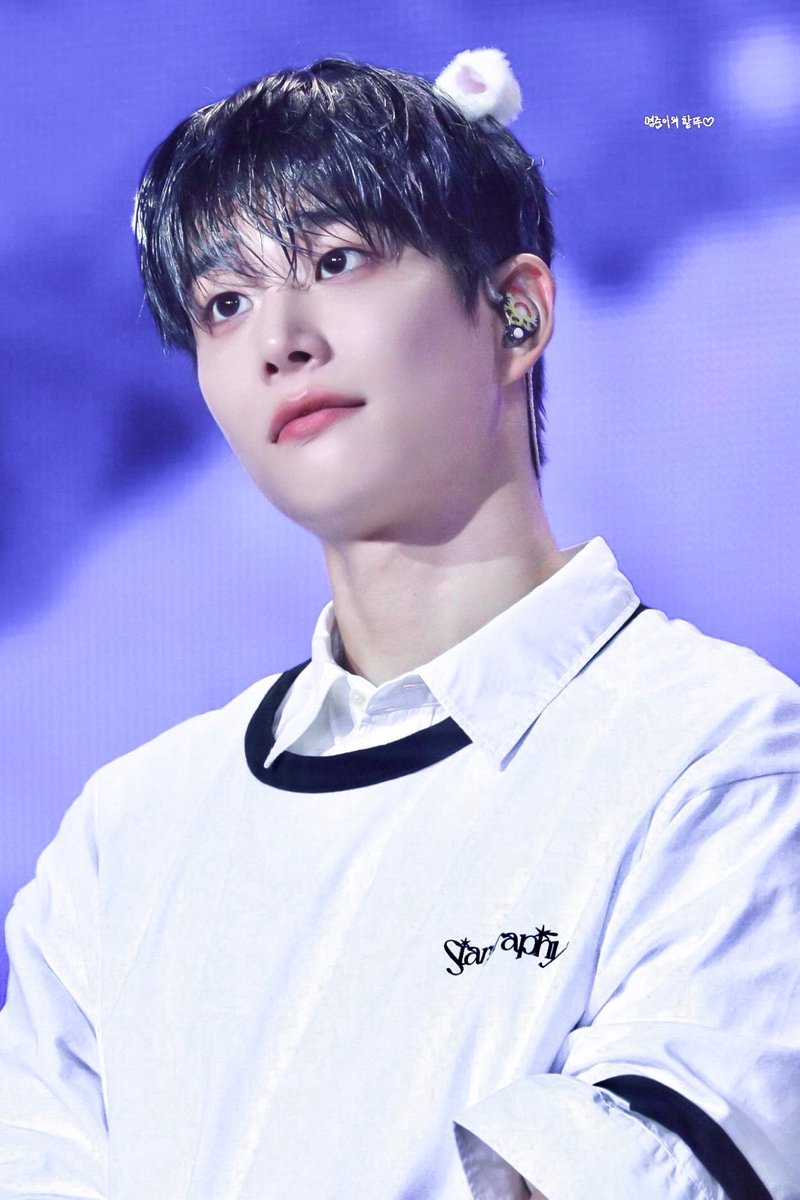 MJ__heart's tweet photo. 250608 아스트로 The 4th ASTROAD [Stargraphy]

벌써 그리워.,..( ⸍ɞ̴̶̷ ·̫ ɞ̴̶̷⸌ )🧡

#ASTRO #MJ #아스트로 #엠제이 #김명준 https://t.co/AEwGGWnOU9