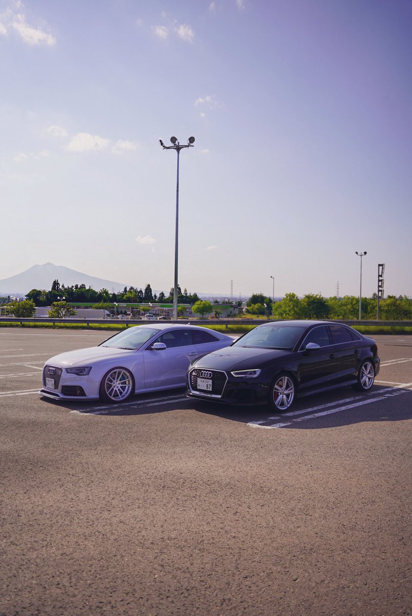 AgainEtz's tweet photo. RS3とRS5 https://t.co/PVAgP3313T