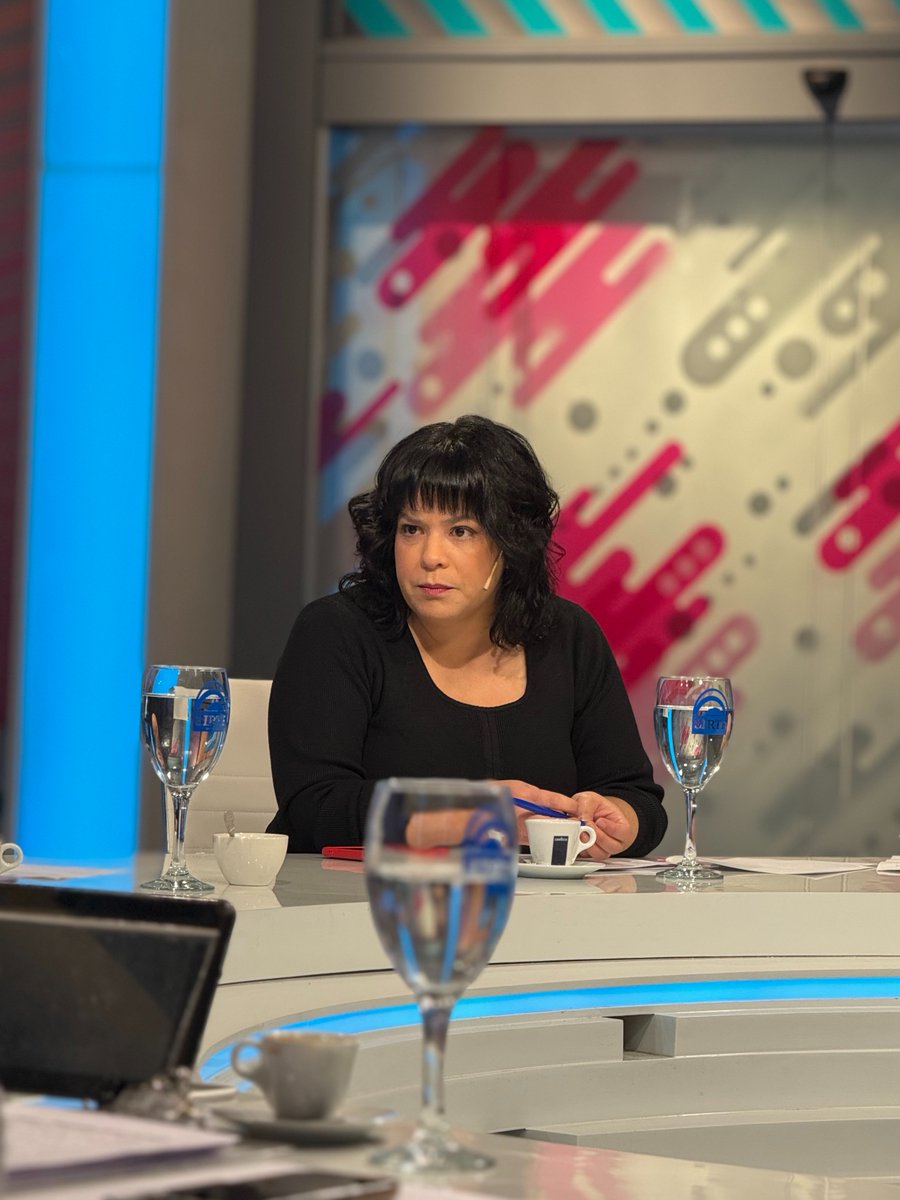 Desayunos informales tweet media