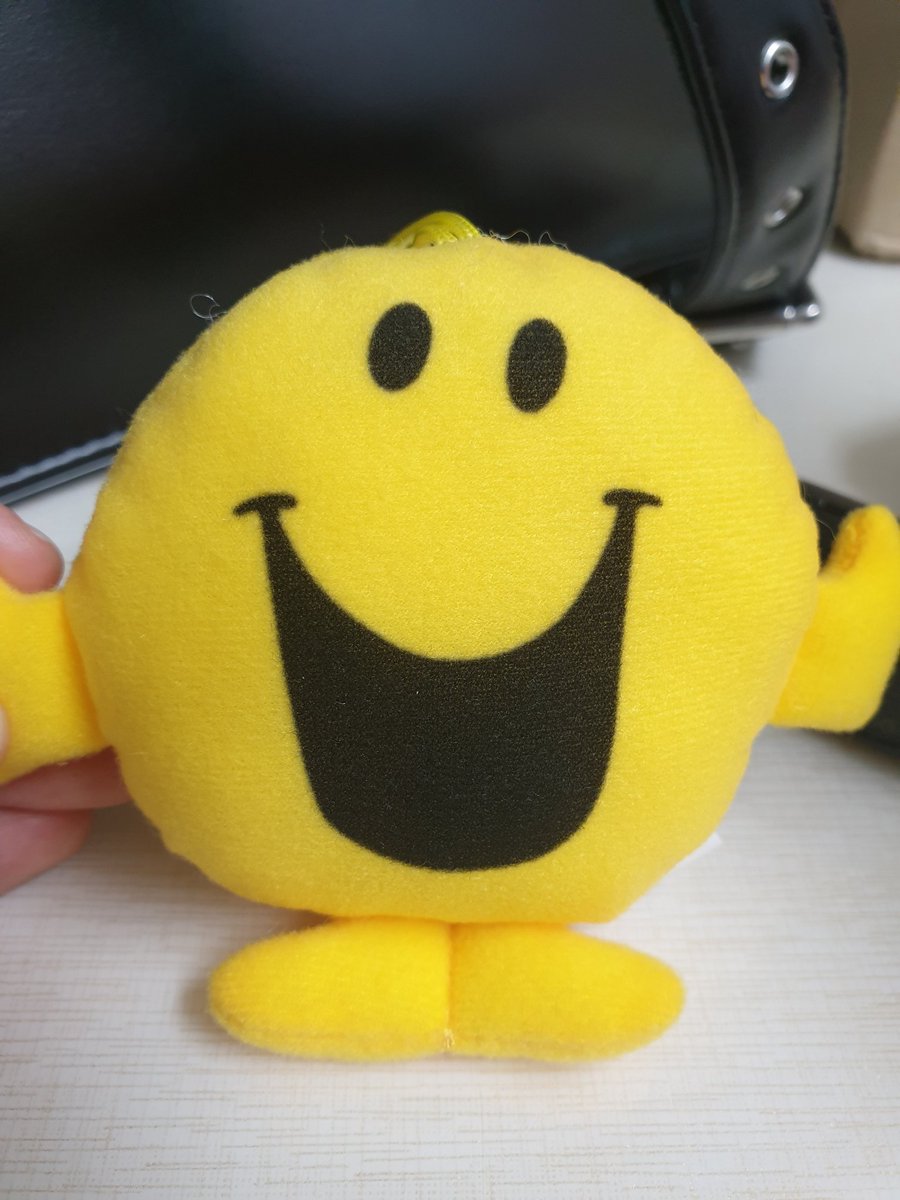 행복씨 플라스틱인 줄 알았는데 솜이였어...