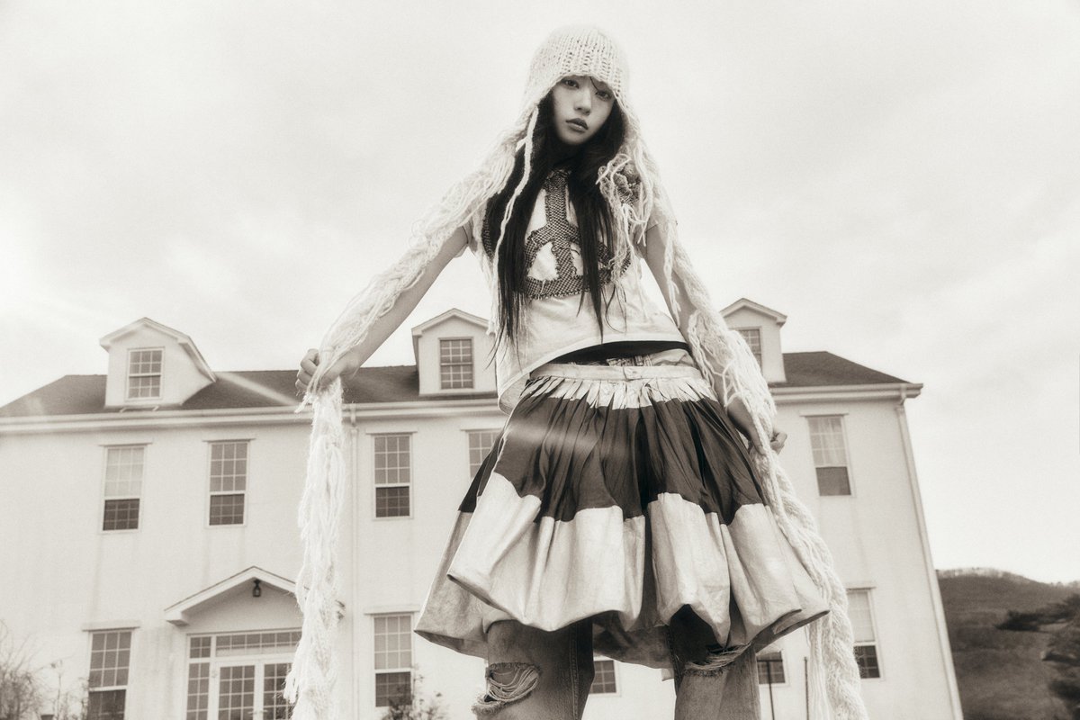 BELIFTLAB's tweet image. #ILLIT ‘bomb’ Concept Photo (STAR BOMB Ver.) - #MOKA #모카

#아일릿 #ILLIT_bomb #STAR_BOMB