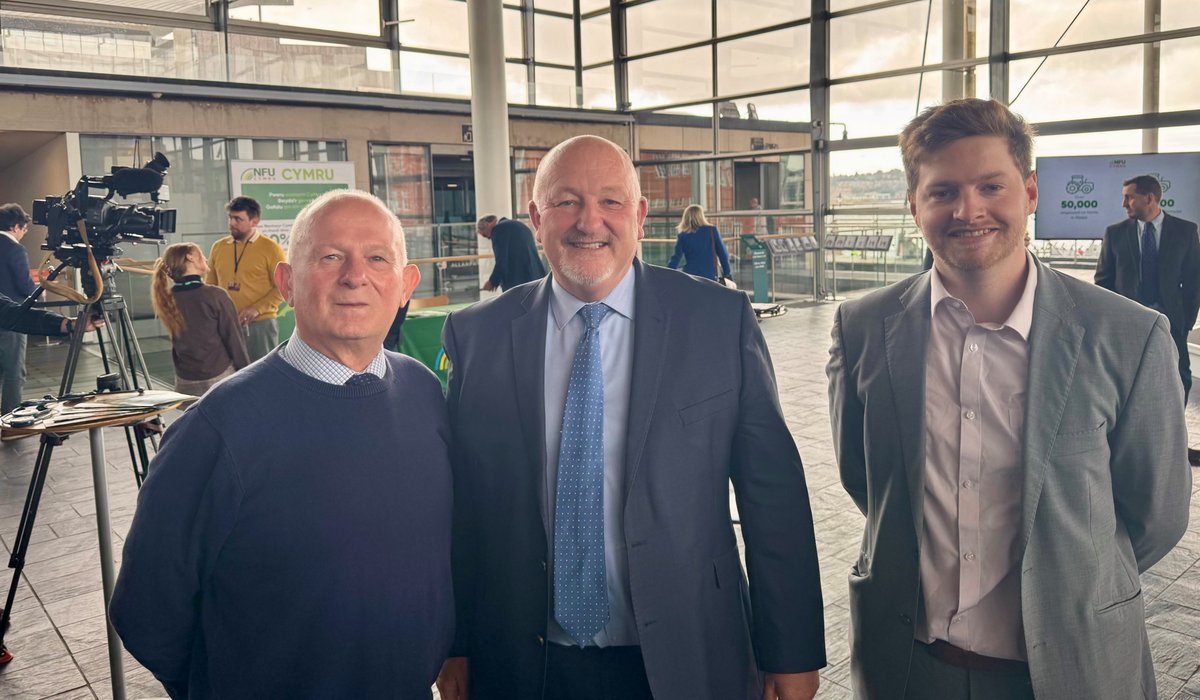 Peter Fox OBE MS (@peterfox61) on Twitter photo Fantastic to attend an event with <a href="/NFUCymru/">NFU Cymru 🚜</a> today in the Senedd as part of Welsh Farming Week.
We also heard about the launch of their manifesto for the 2026 Senedd Elections, titled 'Growing Forward'.
Farmers and farming communities are essential for our Welsh Economy. Fantastic to attend an event with <a href="/NFUCymru/">NFU Cymru 🚜</a> today in the Senedd as part of Welsh Farming Week.
We also heard about the launch of their manifesto for the 2026 Senedd Elections, titled 'Growing Forward'.
Farmers and farming communities are essential for our Welsh Economy.