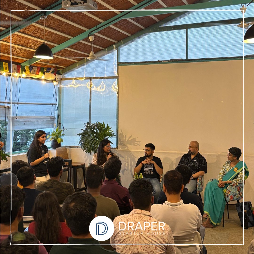Full House. Full Hearts. 
Last Sat at DSH, "The Community Code"
takeaways-
Communities need clear direction &amp; strategy.
Build your team, but resilience fuels the founder’s journey.
Execution is everything; communities drive impact.
Personal branding = identity + community belief.