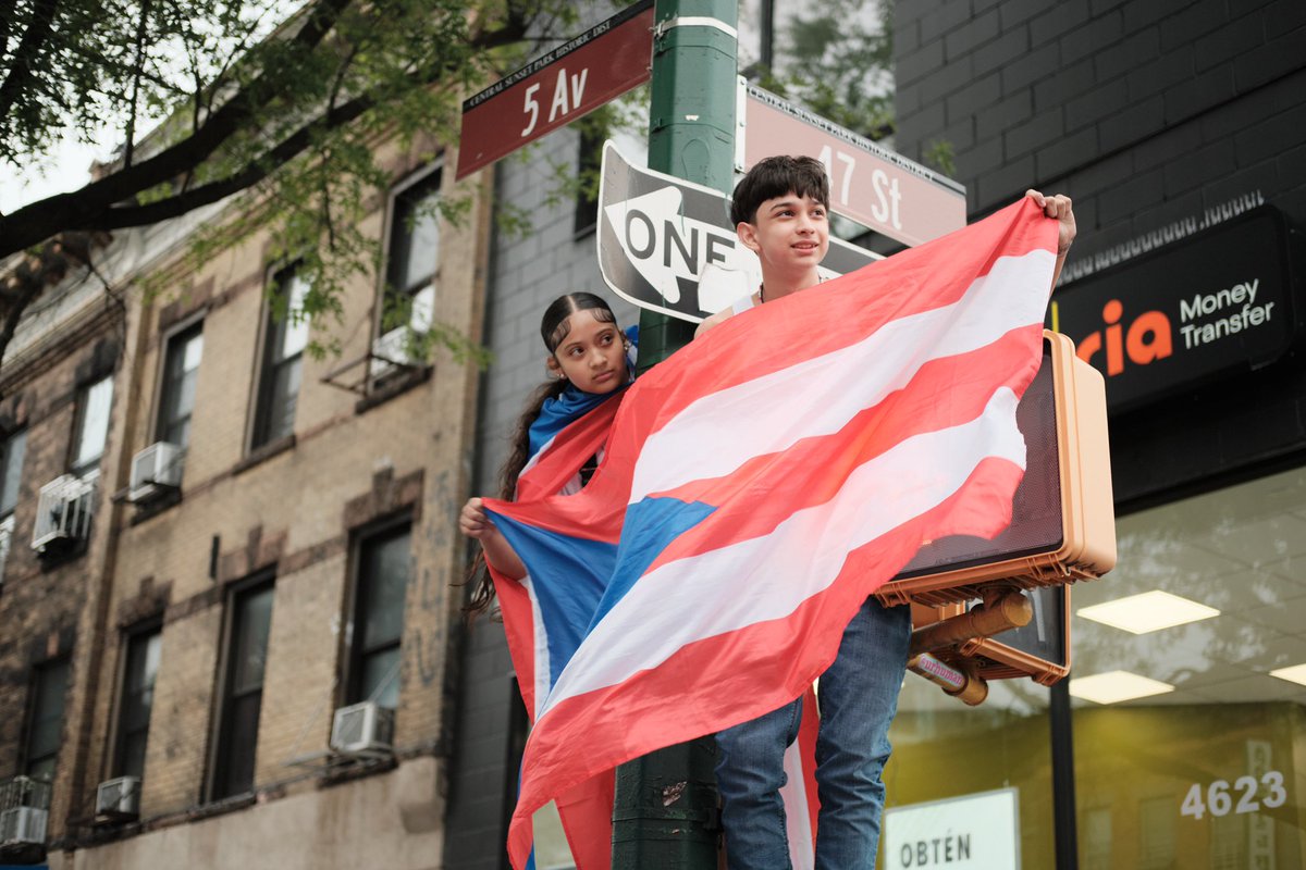 kedrickdwalker's tweet photo. The 9th Annual Sunset Park Puerto Rican Parade &amp; Festival / Sunset Park, Brooklyn / June 2025

#fujifilm #fujifilm_xseries https://t.co/PcGMC777o2