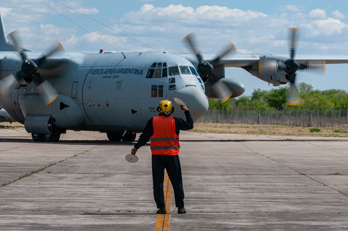 PucaraD's tweet image. La seguridad operacional en la aviación: un pilar fundamental en la prevención de accidentes aéreos #seguridadoperacional #aviacion #accidentes 
pucara.org/post/la-seguri…