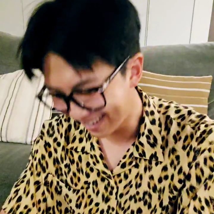detailsofrm's tweet photo. he's so boyfriend https://t.co/Dvh4oM5Mzt