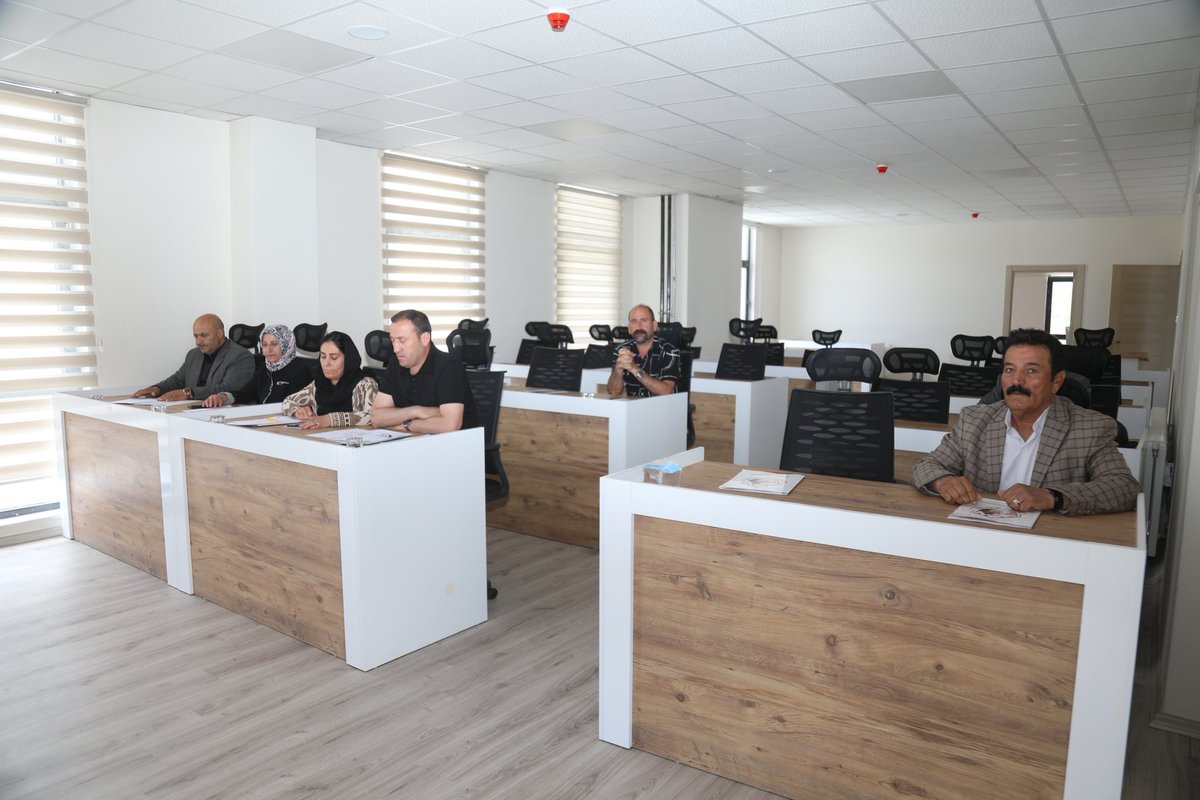 Haziran ayı meclis toplantısının son birleşimi, eşbaşkanımız Feyzi Caner'in katılımıyla gerçekleştirildi. Toplantıda, gündem maddeleri detaylı bir şekilde ele alınarak karara bağlandı.