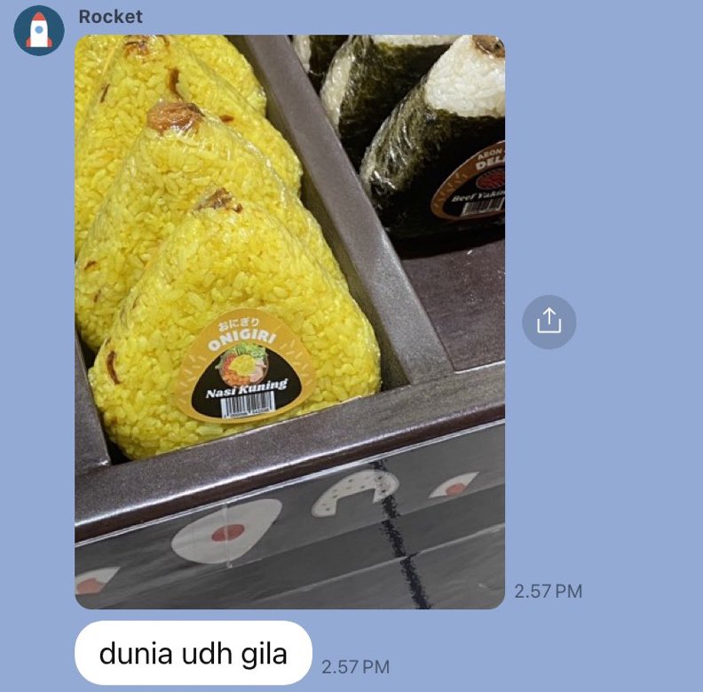 shoutnikey's tweet image. rate seberapa ngamuk kalo tau ada onigining (onigiri nasi kuning)