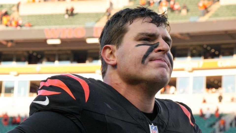 Tom Pelissero (@tompelissero) on Twitter photo The #Bengals and reigning NFL sack leader Trey Hendrickson have made no progress on a multiyear contract extension and he’s not expected to report for minicamp today, sources tell me and <a href="/RapSheet/">Ian Rapoport</a>.
The standoff continues. The #Bengals and reigning NFL sack leader Trey Hendrickson have made no progress on a multiyear contract extension and he’s not expected to report for minicamp today, sources tell me and <a href="/RapSheet/">Ian Rapoport</a>.
The standoff continues.