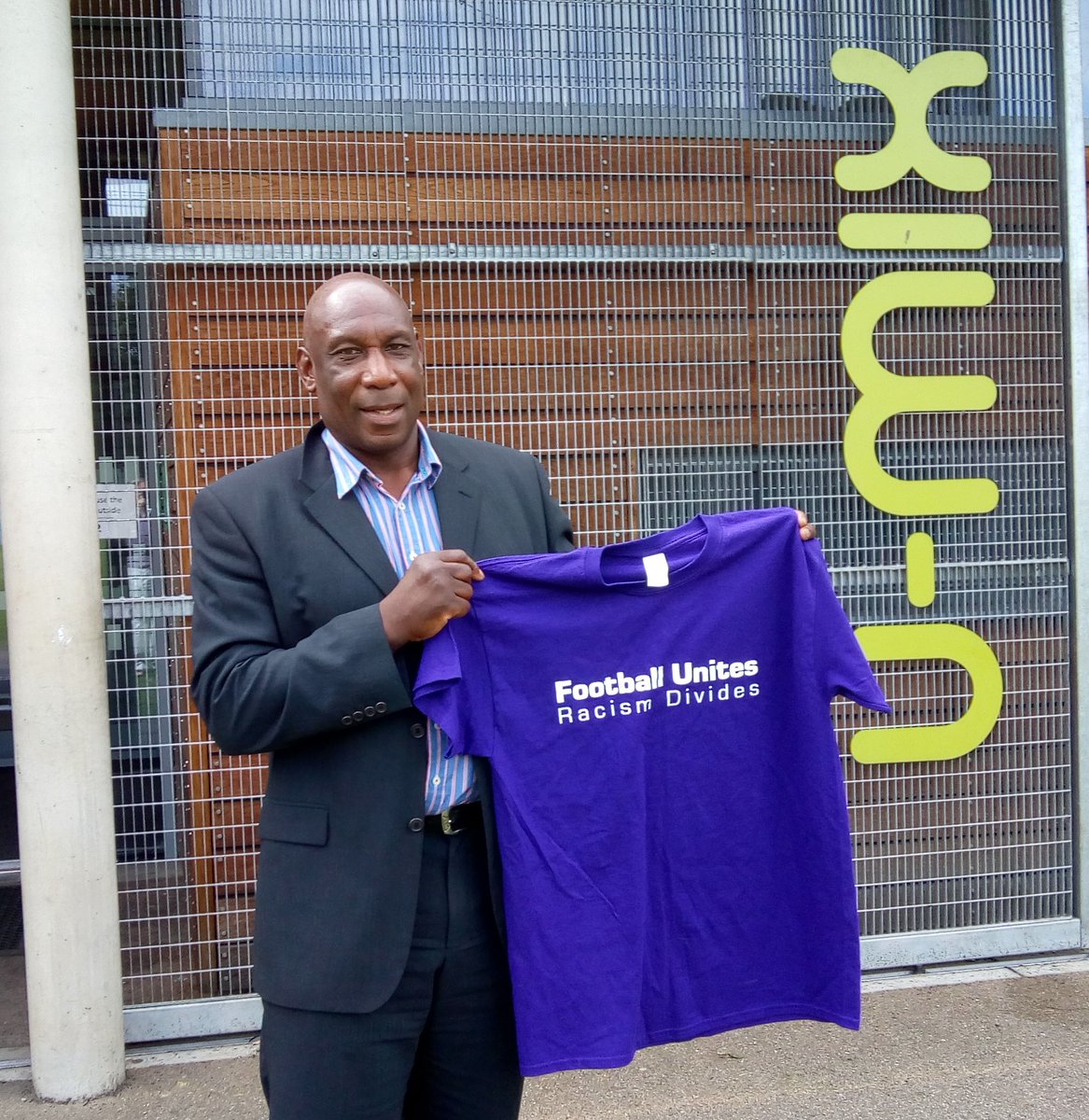 FURD (@furdday) on Twitter photo Uriah Rennie showing his support for FURD during a visit to <a href="/UMixSheffield/">U-Mix Centre</a>, as he did for so many local sport and community causes around Sheffield. Thank you for everything, Uriah - an inspiration for all of us. Uriah Rennie showing his support for FURD during a visit to <a href="/UMixSheffield/">U-Mix Centre</a>, as he did for so many local sport and community causes around Sheffield. Thank you for everything, Uriah - an inspiration for all of us.