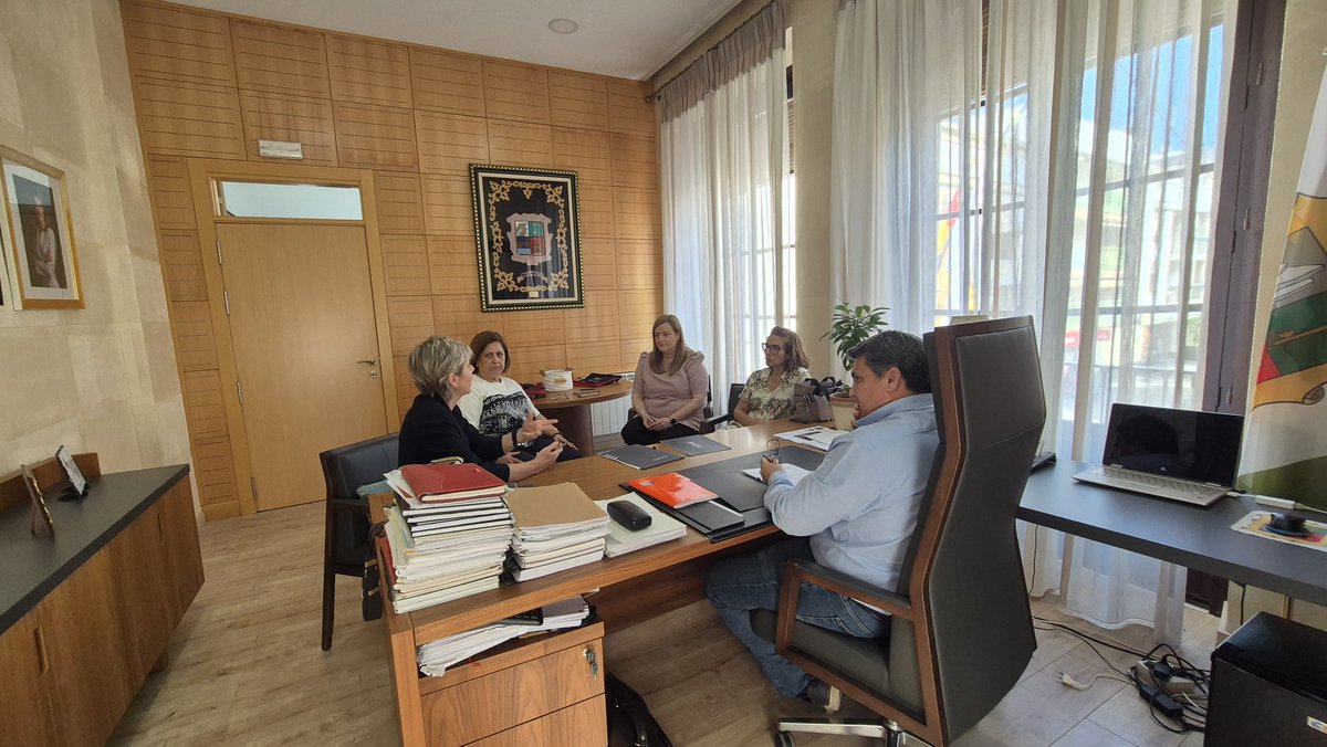 🗣️PRODECAN firma Convenios de Colaboración con la Fundación Fulgencio Meseguer enmarcados en el PROYECTO INCYDE Itinerarios Emprendimiento Juvenil FSE+2127 (2025)para trabajar de forma conjunta por el fomento del #emprendimiento, especialmente entre jóvenes #campiñanorte de Jaén