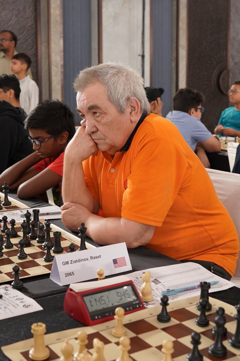 _mayyyank's tweet image. Meet the 66-year-old GM from Tashkent who doesn’t care about ratings, he’d rather lose Elo points in India, teach kids chess, and solve differential equations for fun.
