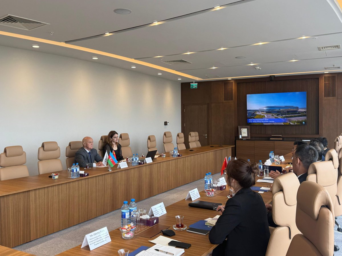 Chairman of AFEZ Mr. Valeh Alasgarov met with CPPCC Guangdong Chair Mr. Lin Keqing to discuss investment opportunities. The delegation toured AFEZ's infrastructure and explored prospects for cooperation. 🇦🇿🤝🇨🇳 #AFEZ #Azerbaijan #China #Investment #BilateralRelations