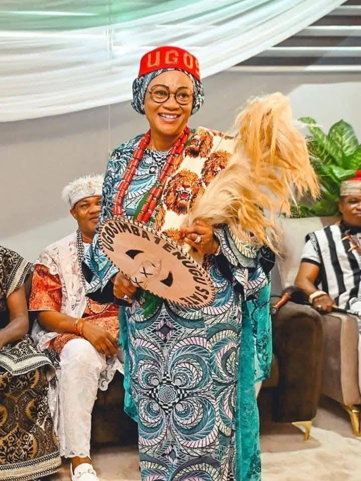 ENUGU STATE NIGERIA (@enugustate) on Twitter photo Huge honor for Nigeria's First Lady, <a href="/SenRemiTinubu/">Sen Oluremi Tinubu, CON</a>. Senator Oluremi Tinubu! 🎉 She's been conferred with the chieftaincy title of Ugosimba 1 of Enugu, recognizing her as the "Champion of Women Empowerment." A truly deserving accolade! #OluremiTinubu Huge honor for Nigeria's First Lady, <a href="/SenRemiTinubu/">Sen Oluremi Tinubu, CON</a>. Senator Oluremi Tinubu! 🎉 She's been conferred with the chieftaincy title of Ugosimba 1 of Enugu, recognizing her as the "Champion of Women Empowerment." A truly deserving accolade! #OluremiTinubu