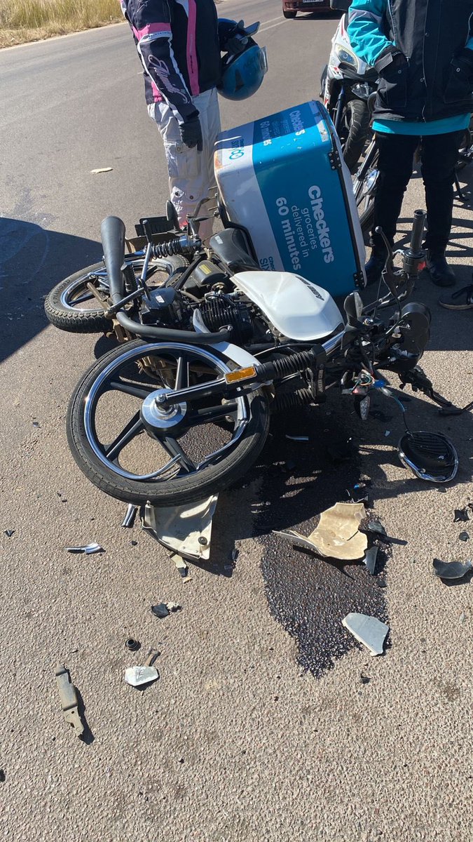 Jirrrre !! Wonder what Helmet this bra had on 🤷🤷🤦🤦