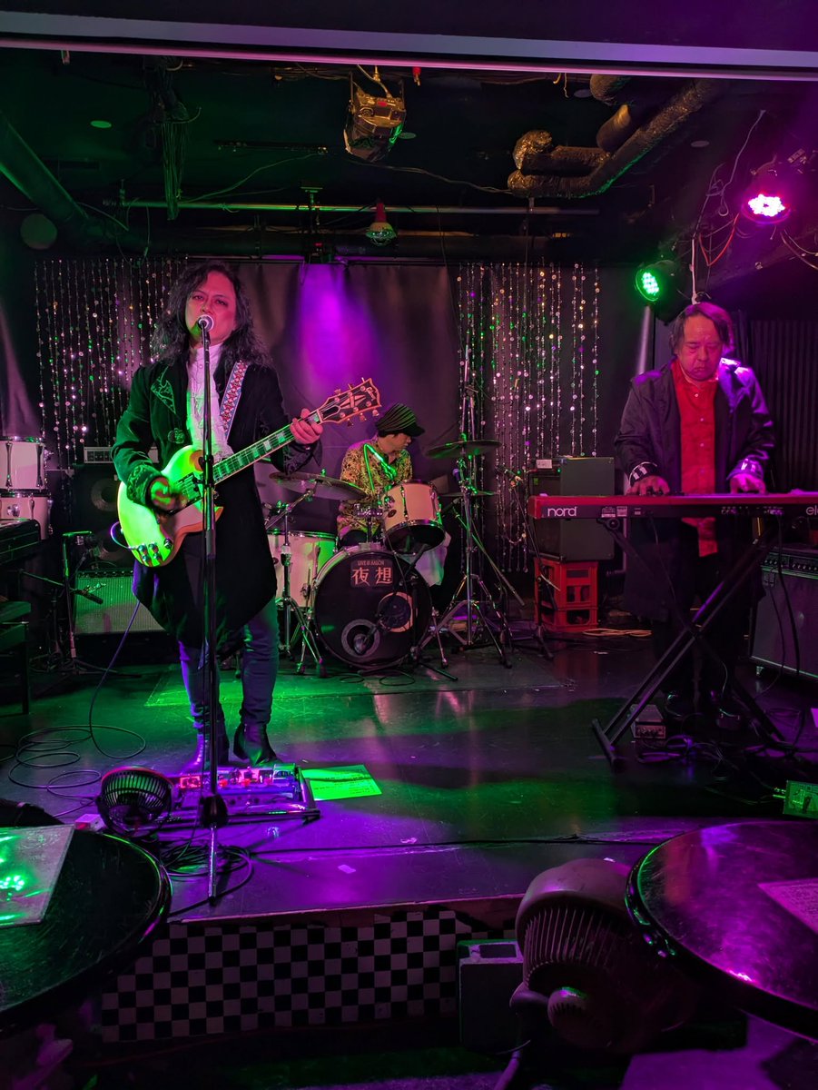 6月27日　京都大宮夜想出演
OPEN 18:30 / START 19:00
前売り・当日共に¥2000 (+1drink ¥600)
出演：ジミースターダスト / 東賢次郎 (つれ・づれ) / ジュエリーマキタ
※ジミースターダストの出演は20：40から40分間です。
<a href="/kyotoyaso/">LIVE & SALON 夜想🌙　Kyoto yaso</a>