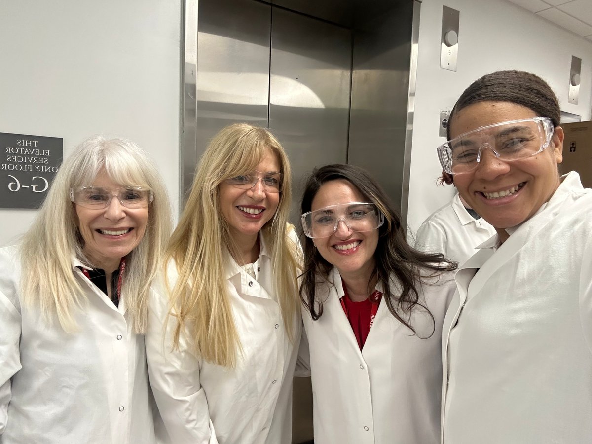TNBCFoundation's tweet image. A powerful day of connection & purpose with TNBCF’s Hayley Dinerman & Bonnie Fuchs, @CancerFashion & Hayley Brown of @touchbbca. Touring a cutting-edge research facility reminded us: advocacy drives impact. Honored to share space with such inspiring leaders. #TNBC #Advocacy