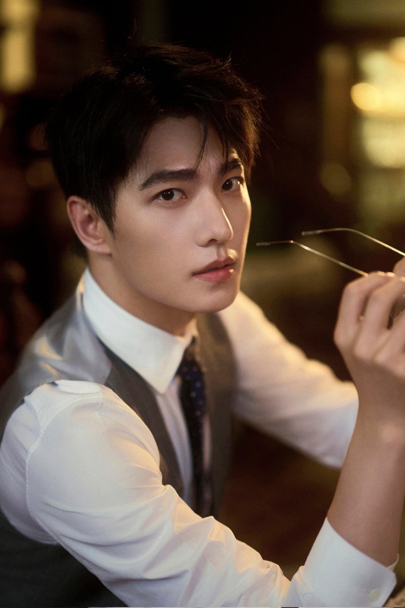 🍉 NEW!

TV Series #冬去春来 / #LiveUpToYourYouth

Cast: #Dilireba, #YangYang (#杨洋)
Genre: Period
Broadcast: Mango TV 
Screenwriter: Gao Mantang (Always on the Move)