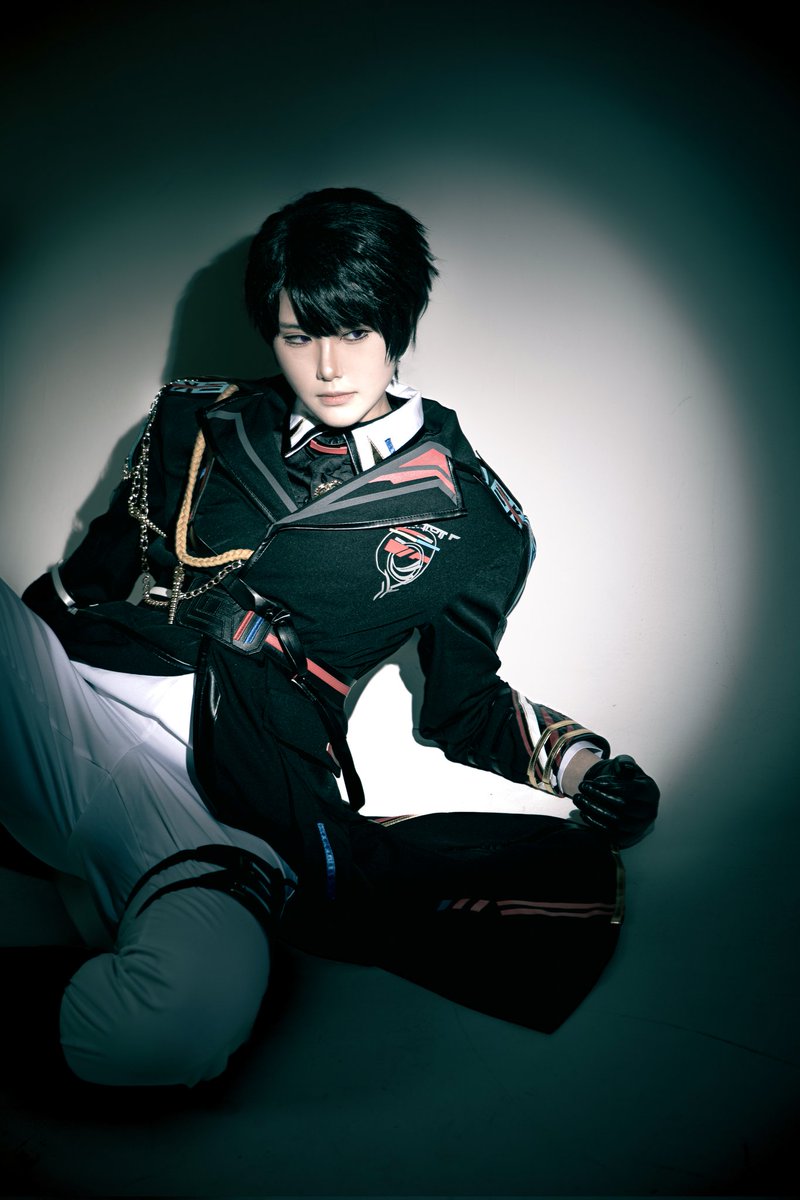 러브앤딥스페이스 

하우주