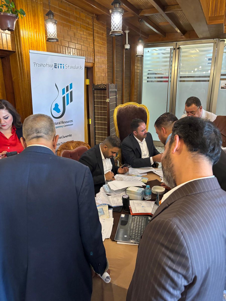 EITI International (@eitiorg) on Twitter photo 🇮🇶 #Iraq’s civil society renewed its EITI representation through open elections - 50% women, stronger regional diversity & broad participation. A milestone for civic engagement in extractives governance, w/ <a href="/WorldBank/">World Bank</a>, <a href="/IraqiEITI/">مبادرة الشفافية</a> & SOMO support.
🎥 Watch: lnkd.in/drBTHJx3 🇮🇶 #Iraq’s civil society renewed its EITI representation through open elections - 50% women, stronger regional diversity & broad participation. A milestone for civic engagement in extractives governance, w/ <a href="/WorldBank/">World Bank</a>, <a href="/IraqiEITI/">مبادرة الشفافية</a> & SOMO support.
🎥 Watch: lnkd.in/drBTHJx3