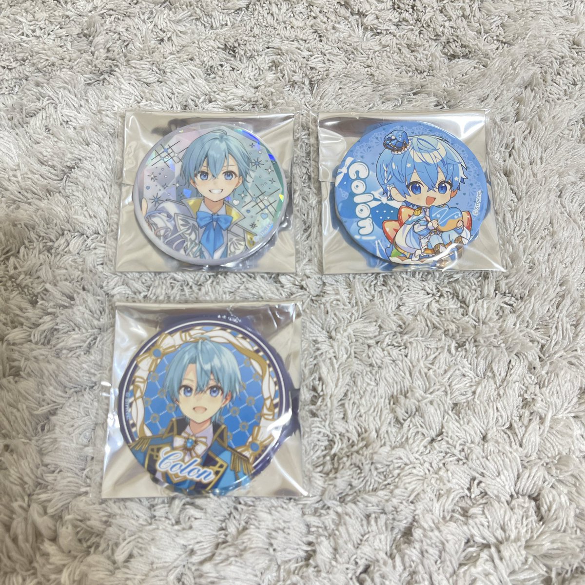 ueaya0116's tweet photo. 【交換】9周年グッズ
譲：1枚目
求：2枚目
集合缶バの場合、当方2:相手1での交換可能です。
同種交換希望
※当方等身↔相手デフォ希望の取引のみ可能

検索からでもお声がけください。
 #すとぷりグッズ交換
 #すとぷりグッズ回収 https://t.co/wVZBNZ8fT3