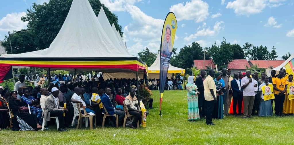 BavuleOfficial's tweet image. Iganga ,Luuka ,Jinja city , Jinja District , and Kaliro have endorsed Capt Mike Mukula (@Mukulaa) and speaker Rt Hon @AnitahAmong..🙏😁💪💪
#mukula4cec
#anitah4cec
#easternregion.
Diligent, Resilient, Effective