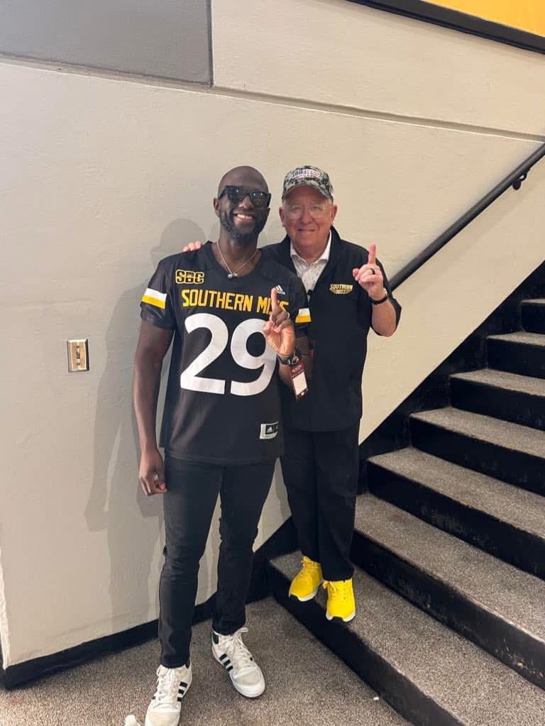 Hey <a href="/SouthernMissFB/">Southern Miss Football</a>, is it August 30th yet? 🦅 #SMTTT 🏈