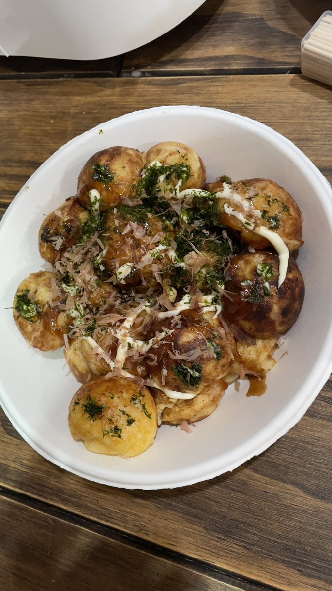 bigfacenodouga's tweet photo. @hazuki_dreaming そんなはづきちゃんにはこの前友達と作ったたこ焼きを送りましょう
元気出して😊 https://t.co/h1tToE9NLT