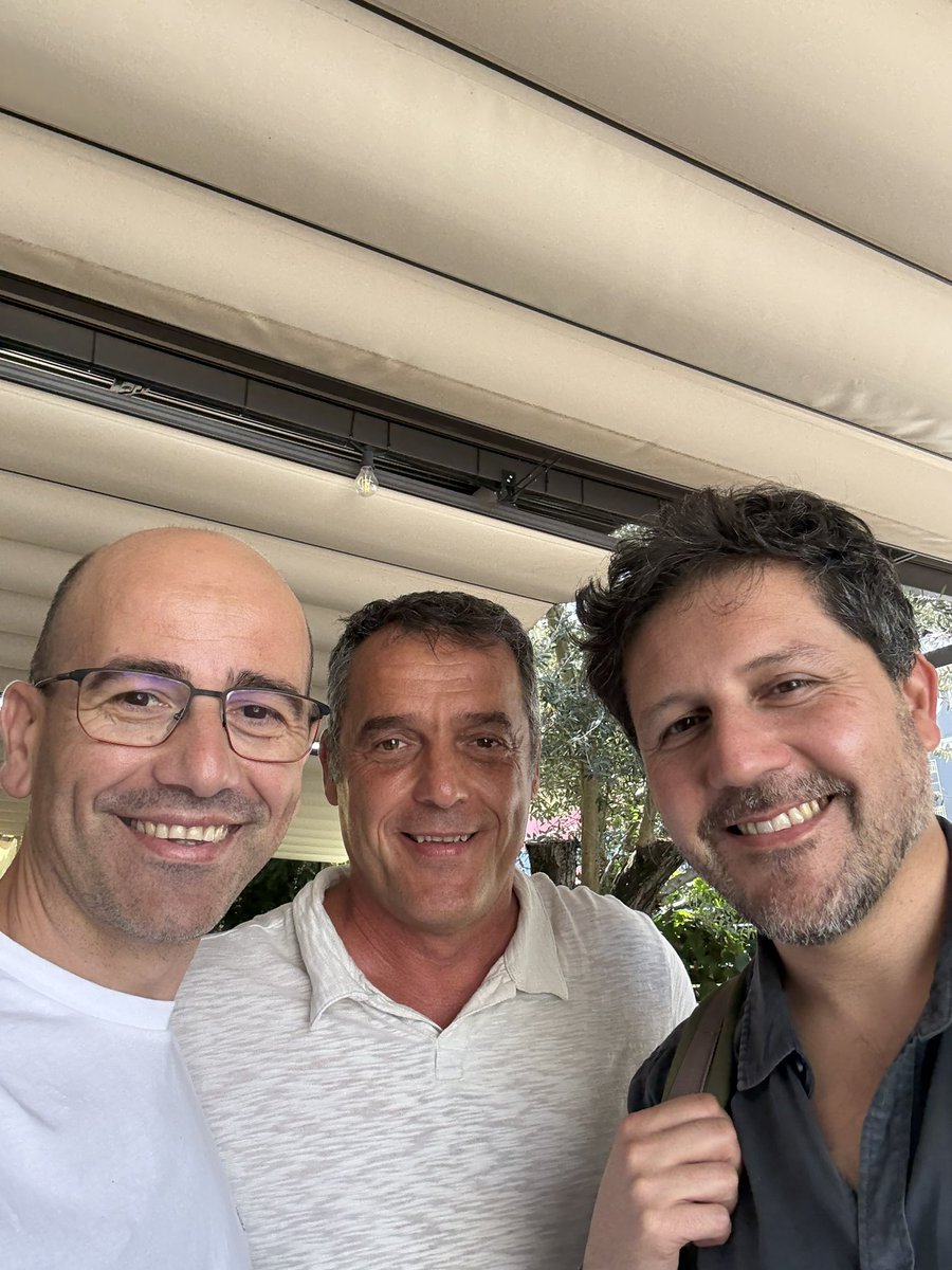 sebastia_puig's tweet image. What a great pleasure to host @microbialvolt
@uc_chile & @ISMETsociety board member, at our @LEQUIA_UdG @GemmLab_UdG these days. We had enriching discussions on biofilms, corrosion & electrochemically active microorganisms in extreme and contaminated environments!