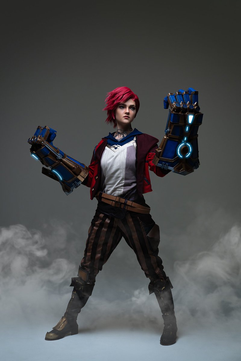 Смотрите, какое разъёбное фото сделал Антон, я в таком восторге!!! 😍

#arcane #Vi #cosplay