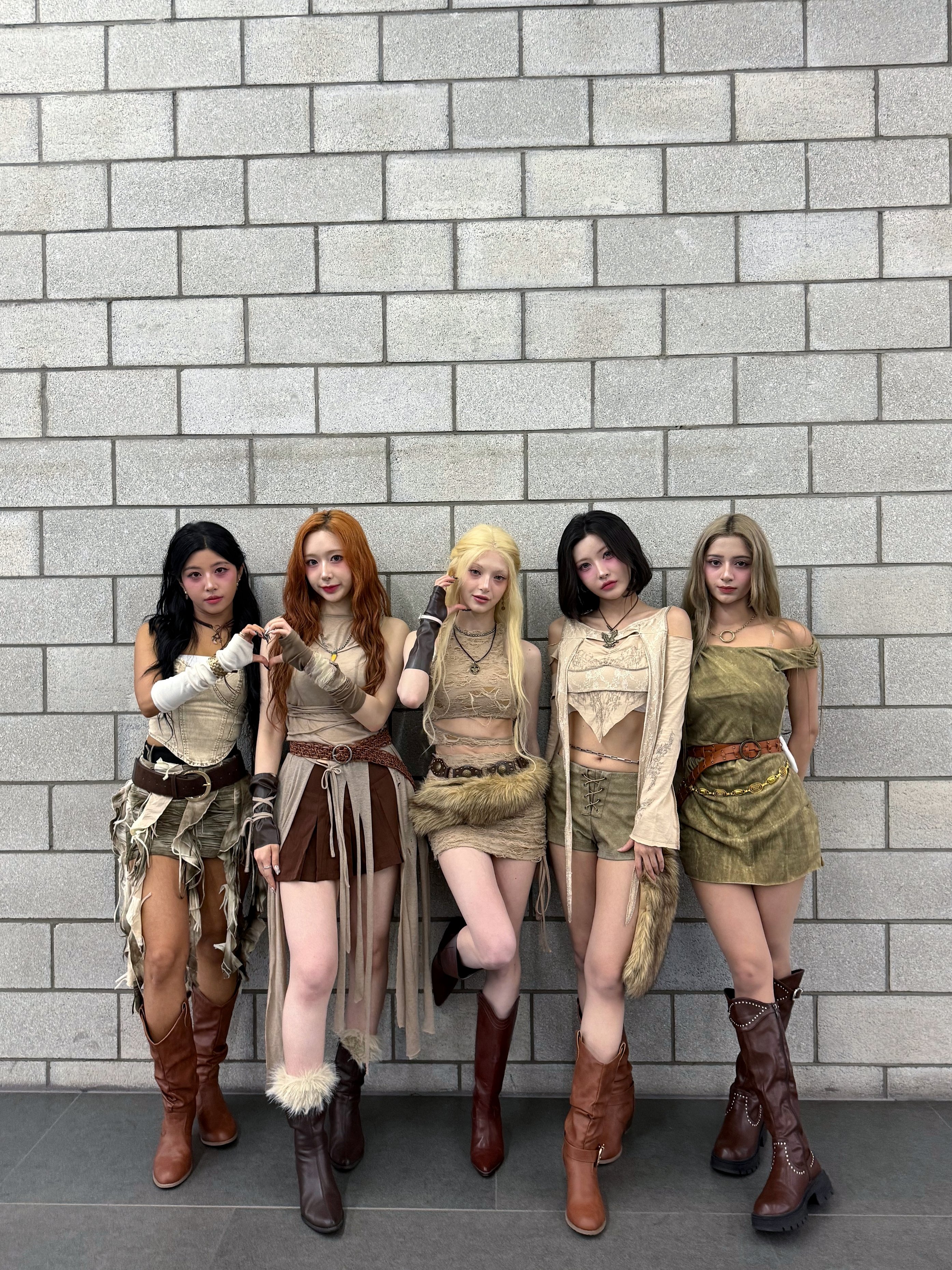 GtFa6uBbUAAIwlc?format=jpg&name=4096x4096